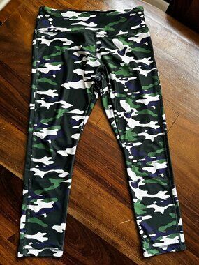 Vogo Athletica Camo Leggings